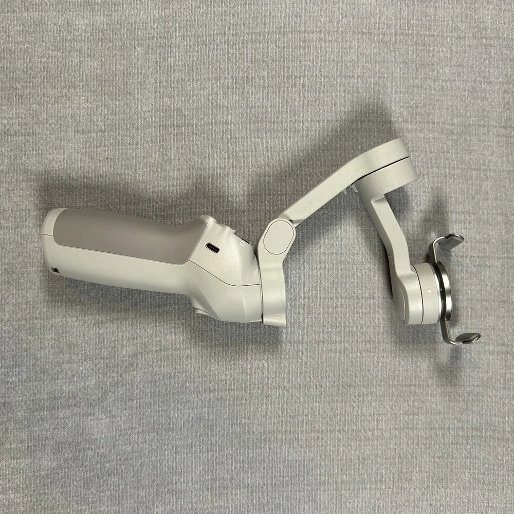 DJI Osmo Mobile SE Gimbal *DEVICE ONLY* 3-Axis Portable Smartphone Stabilizer